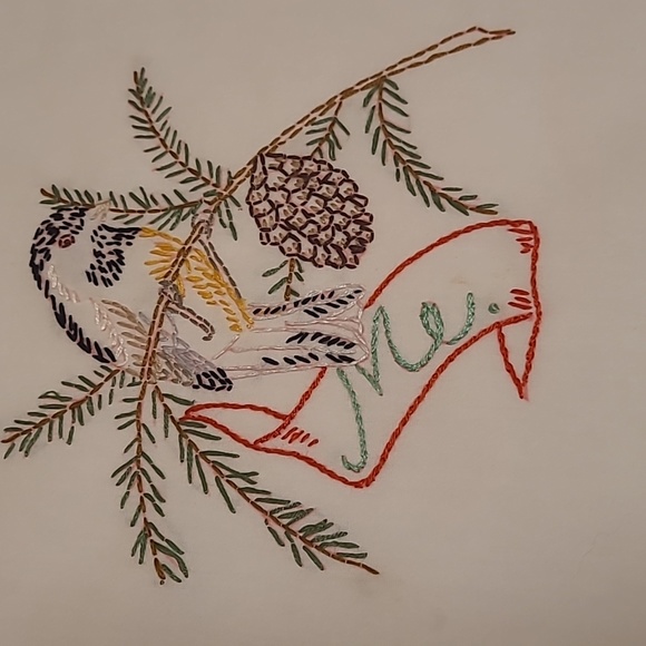 Vintagr Hand Stitched Maine State Bird & Flower - Picture 8 of 16